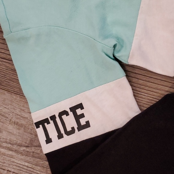 Justice Short Hooded Sweatshirt Size 8 - Picture 4 of 5